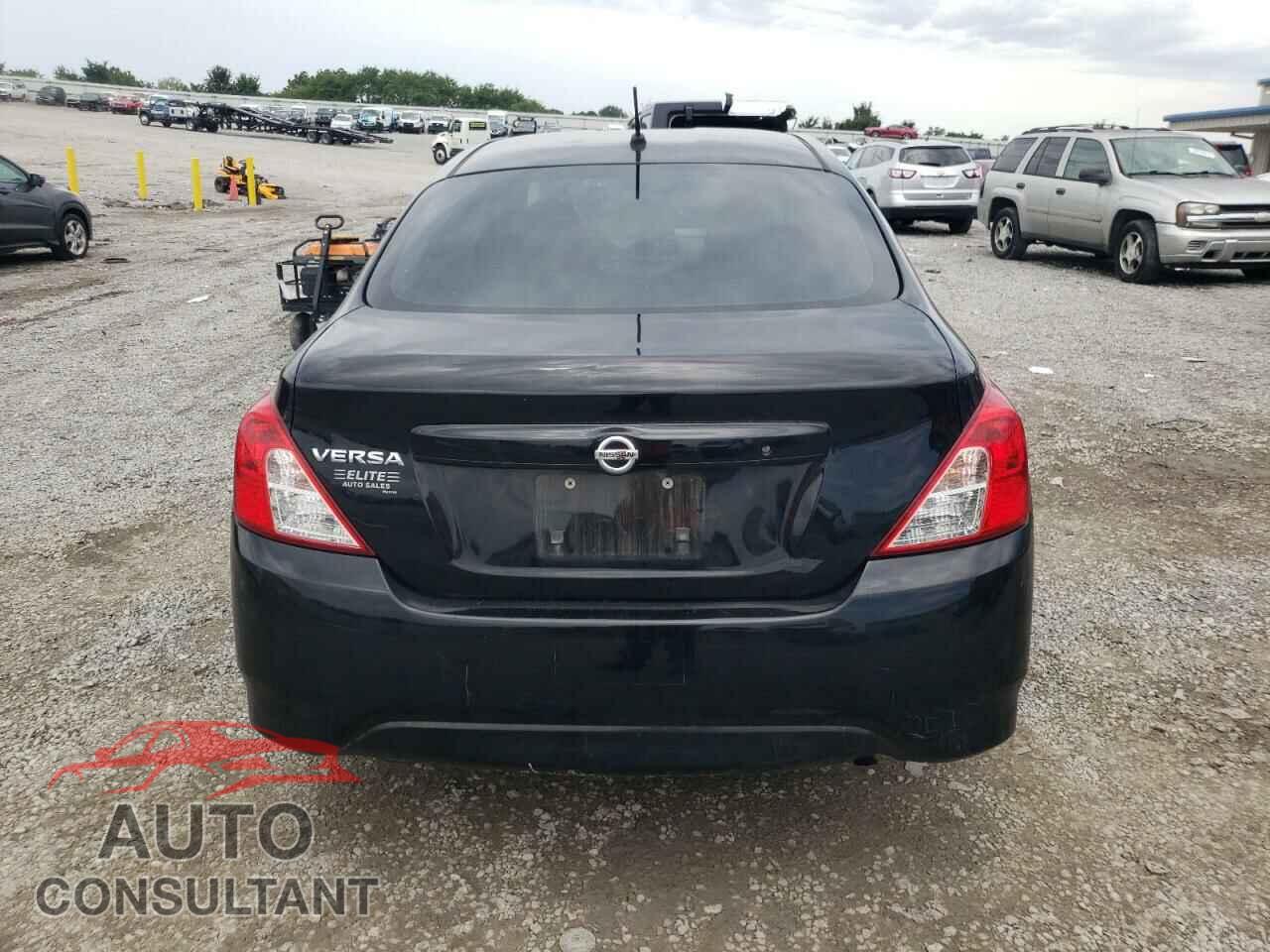 NISSAN VERSA 2017 - 3N1CN7AP3HL817807