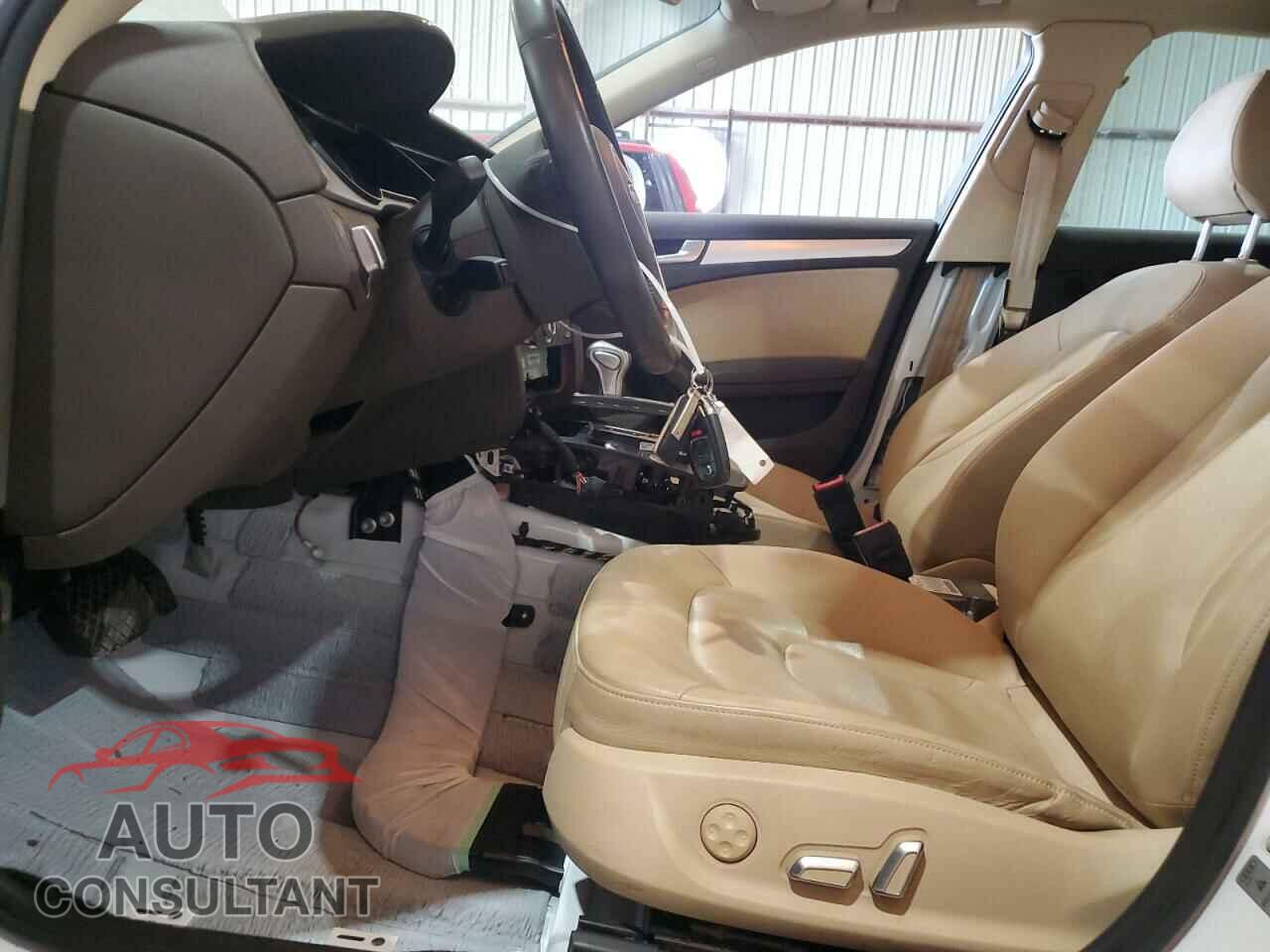 AUDI A4 2016 - WAUBFAFL5GN006921