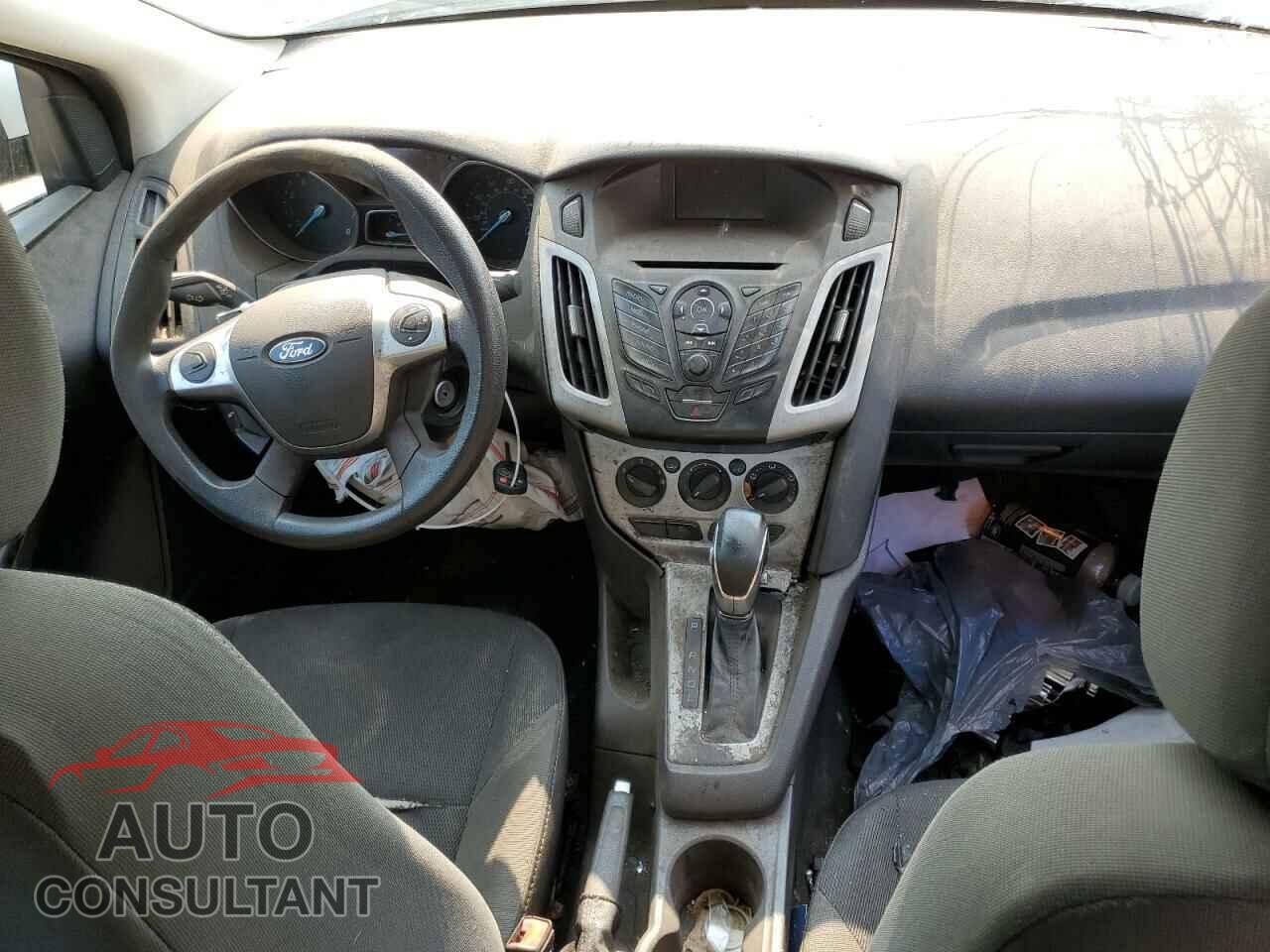 FORD FOCUS 2014 - 1FADP3F2XEL248940