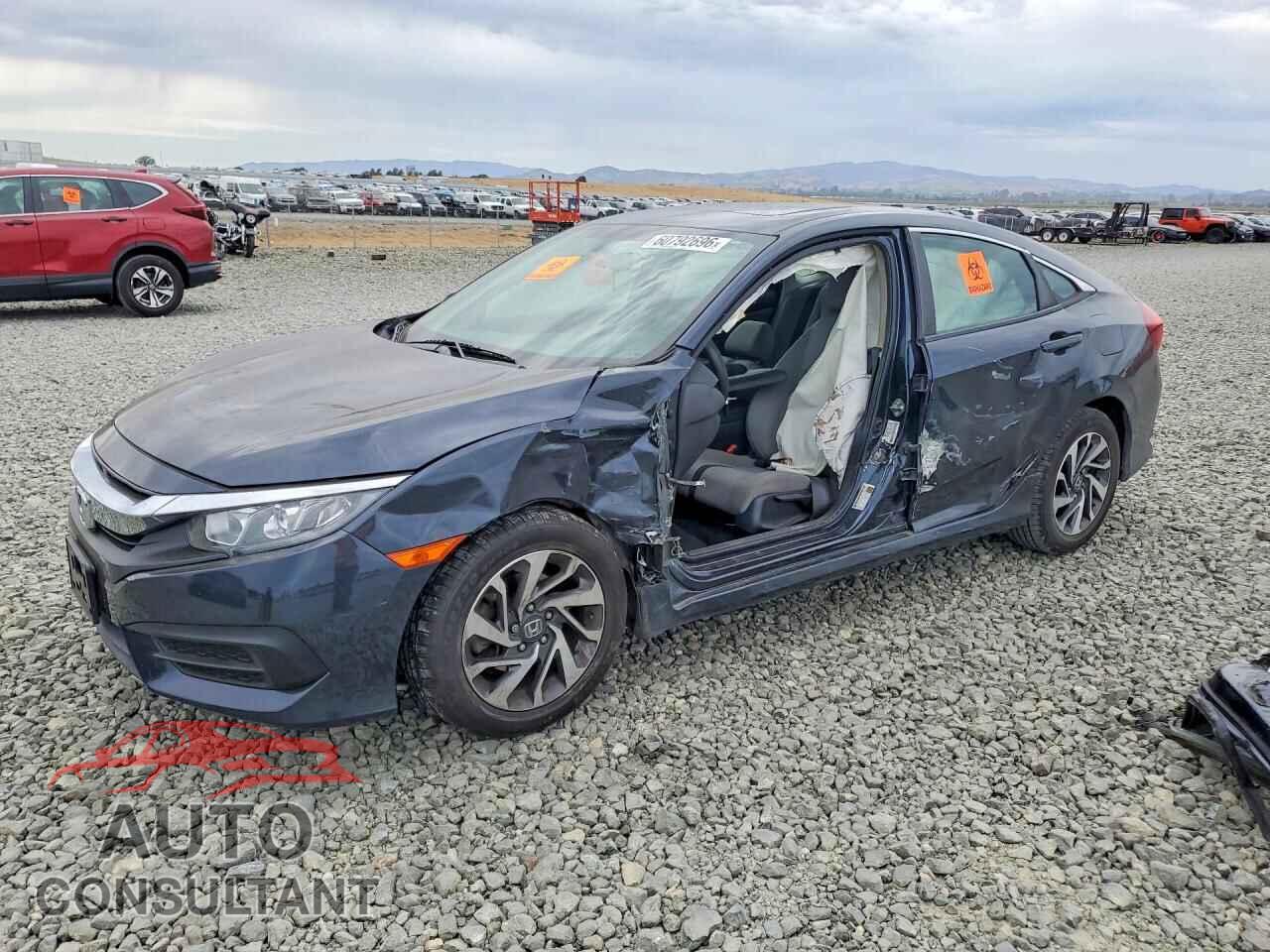HONDA CIVIC 2017 - 19XFC2F70HE228861