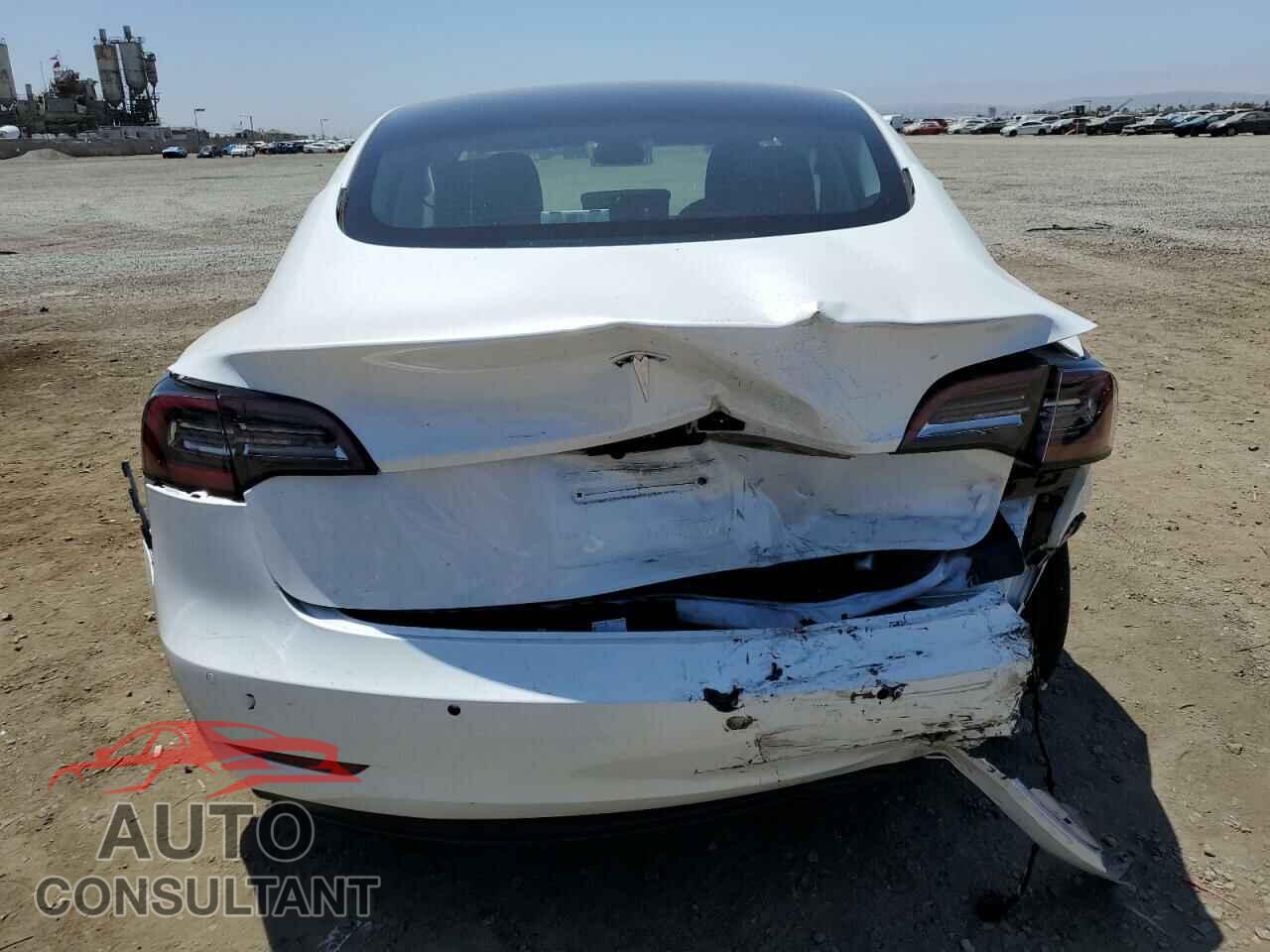 TESLA MODEL 3 2022 - 5YJ3E1EA9NF373147
