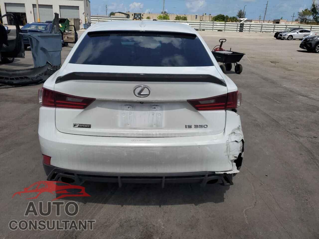LEXUS IS 2015 - JTHBE1D26F5016645