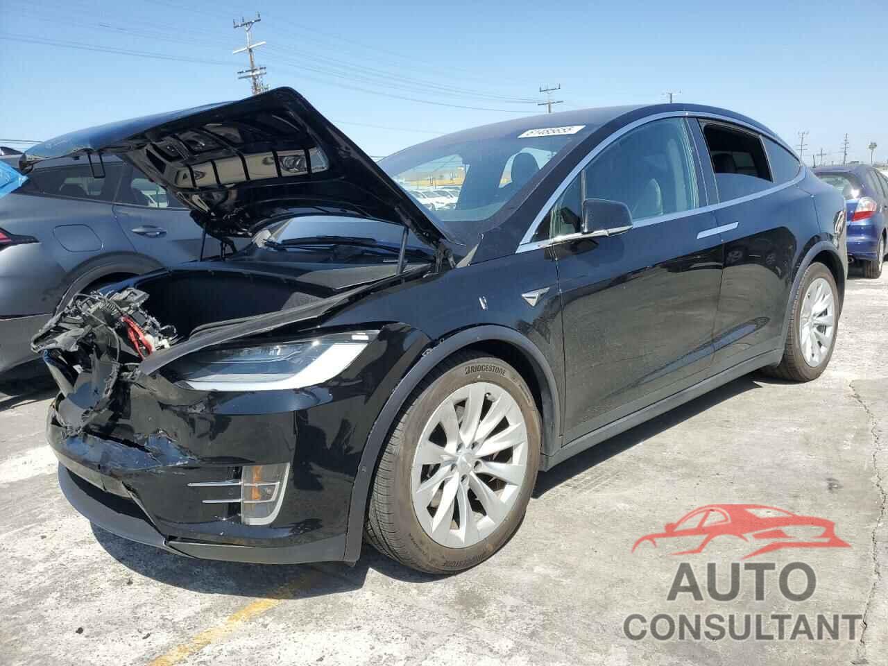 TESLA MODEL X 2020 - 5YJXCBE29LF305076