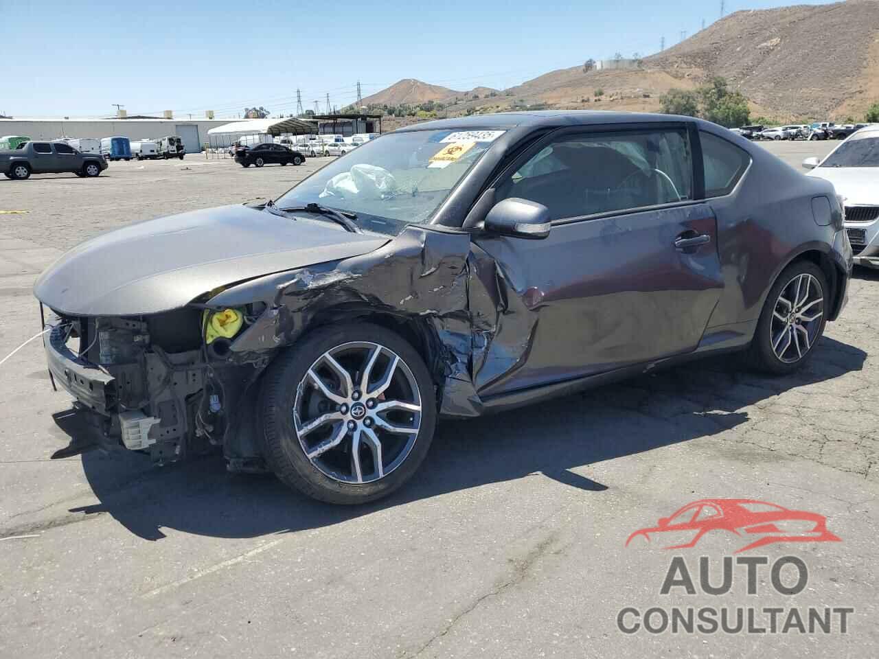 TOYOTA SCION 2015 - JTKJF5C74FJ010986