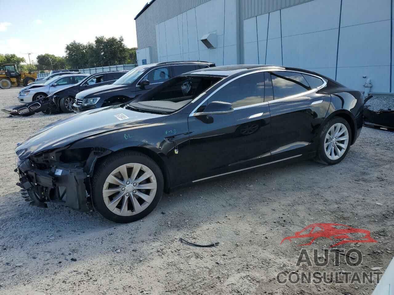 TESLA MODEL S 2018 - 5YJSA1E21JF297112