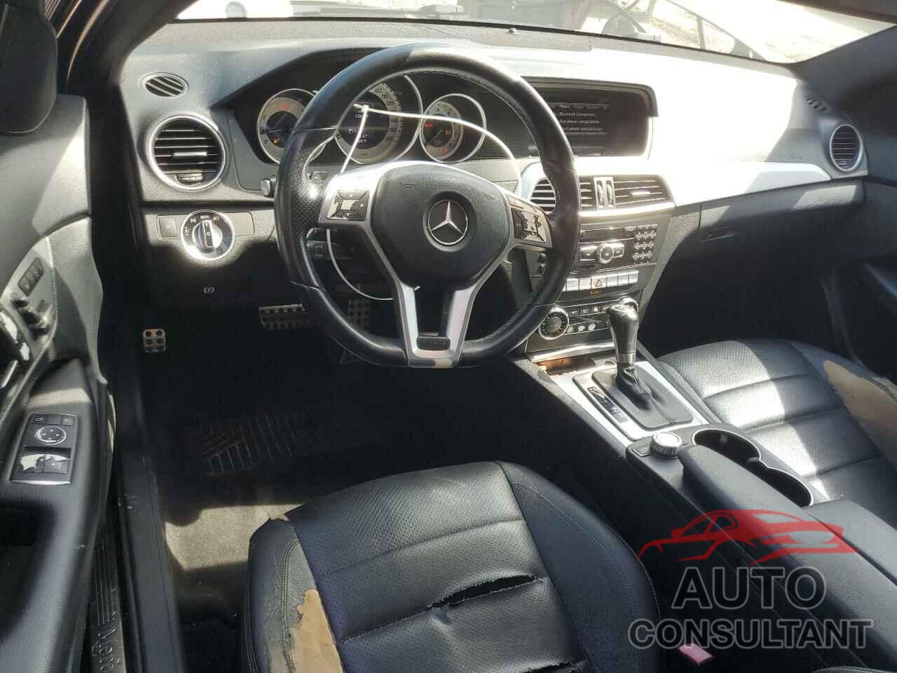 MERCEDES-BENZ C-CLASS 2013 - WDDGJ4HBXDG114602