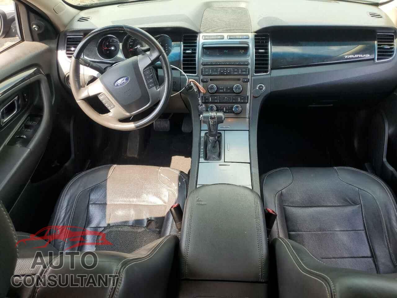 FORD TAURUS 2011 - 1FAHP2FW4BG135889