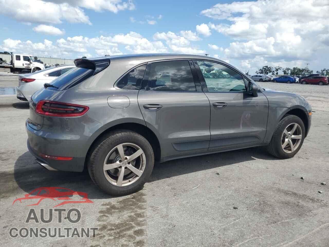 PORSCHE MACAN 2018 - WP1AA2A50JLB03425