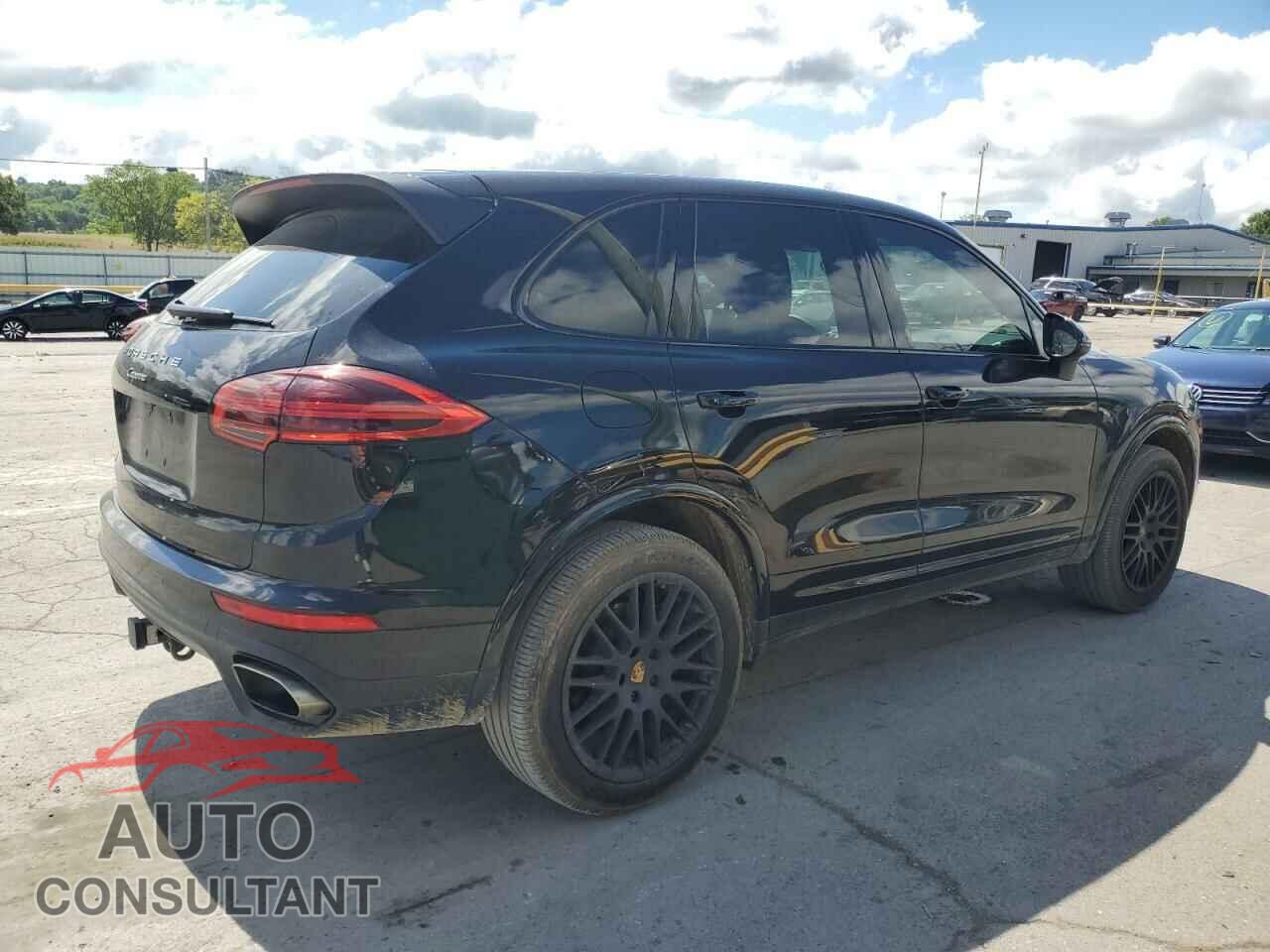 PORSCHE CAYENNE 2017 - WP1AA2A23HKA85556