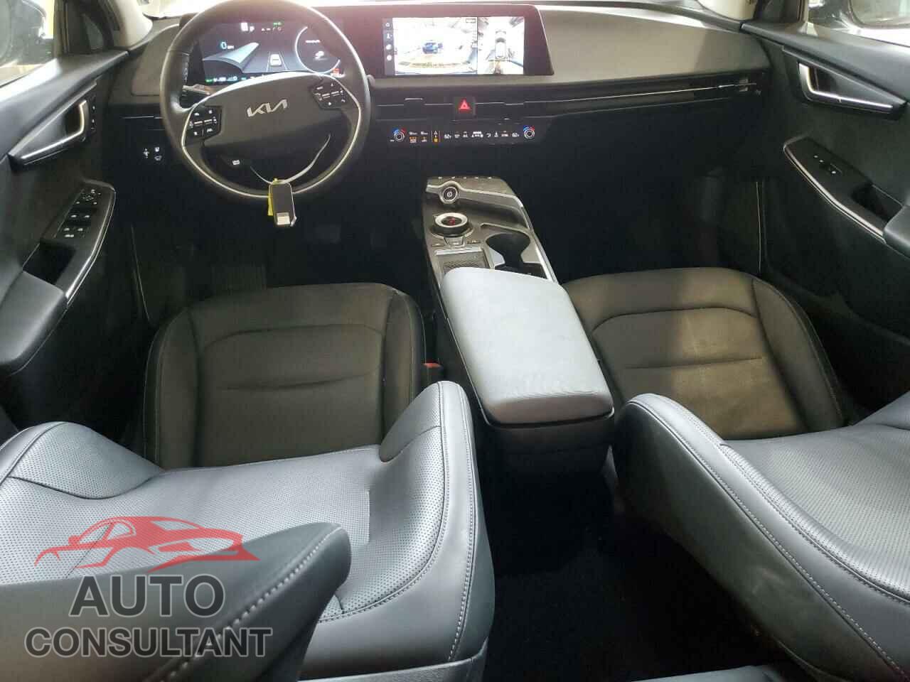 KIA EV6 LIGHT 2023 - KNDC3DLC8P5122765