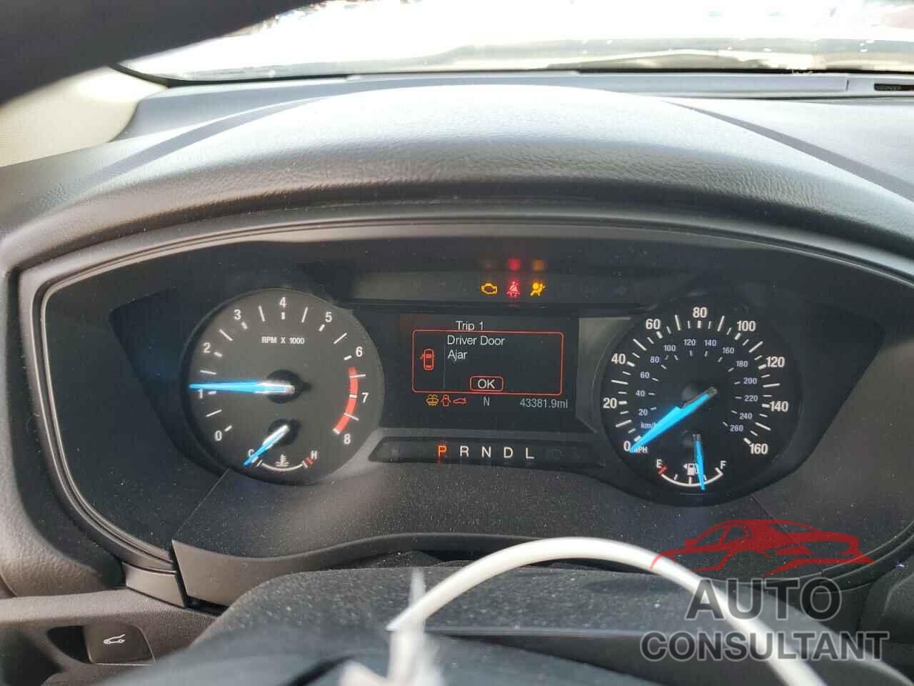 FORD FUSION 2020 - 3FA6P0G75LR220950