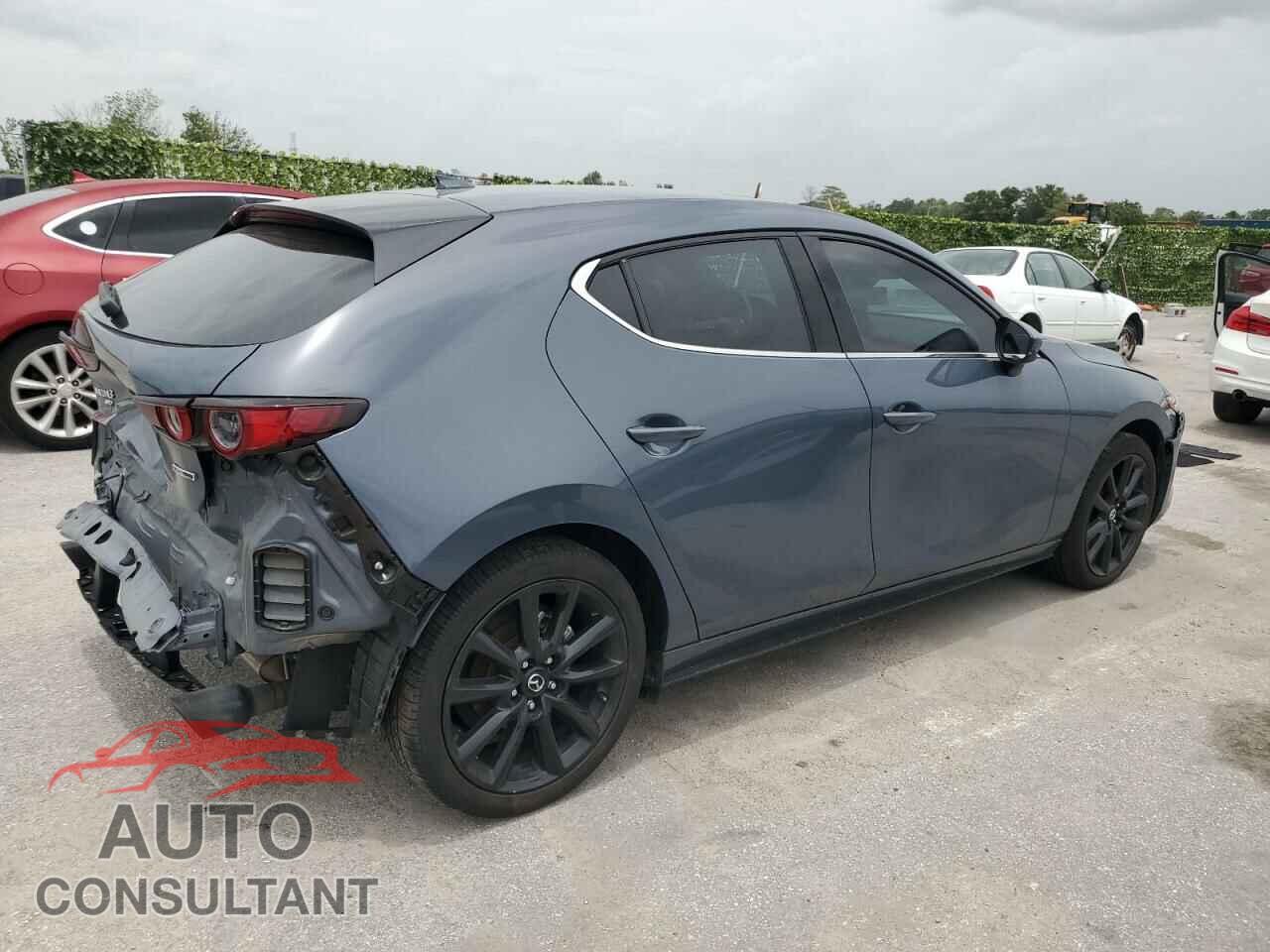 MAZDA 3 2021 - JM1BPBML4M1400177