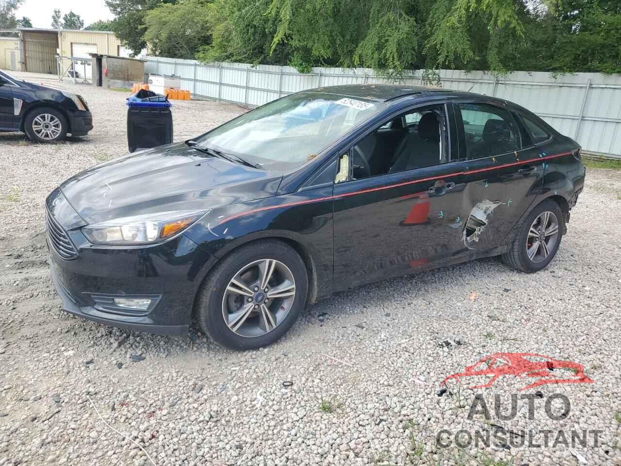 FORD FOCUS 2017 - 1FADP3FE8HL271017
