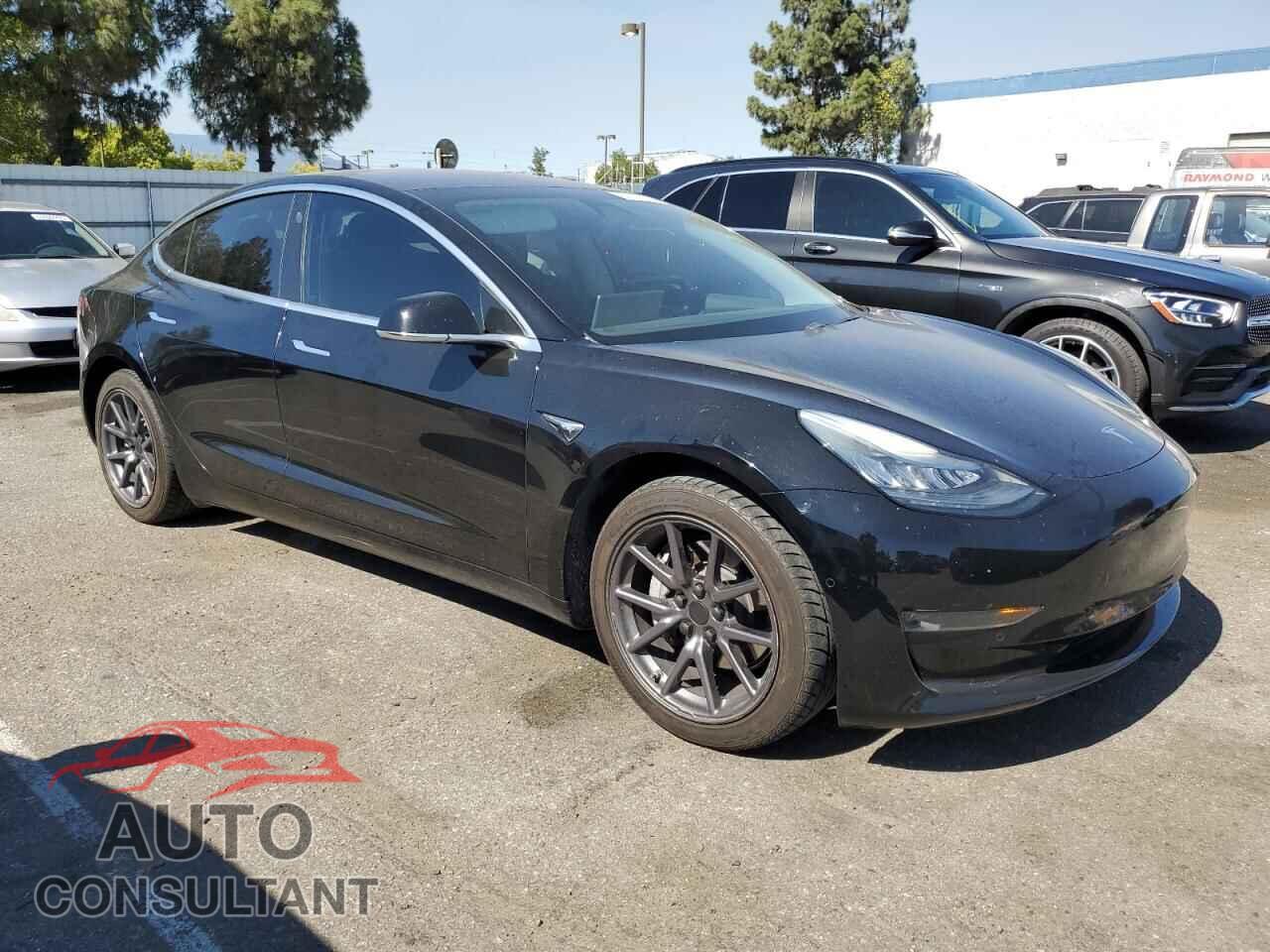 TESLA MODEL 3 2019 - 5YJ3E1EA8KF193055
