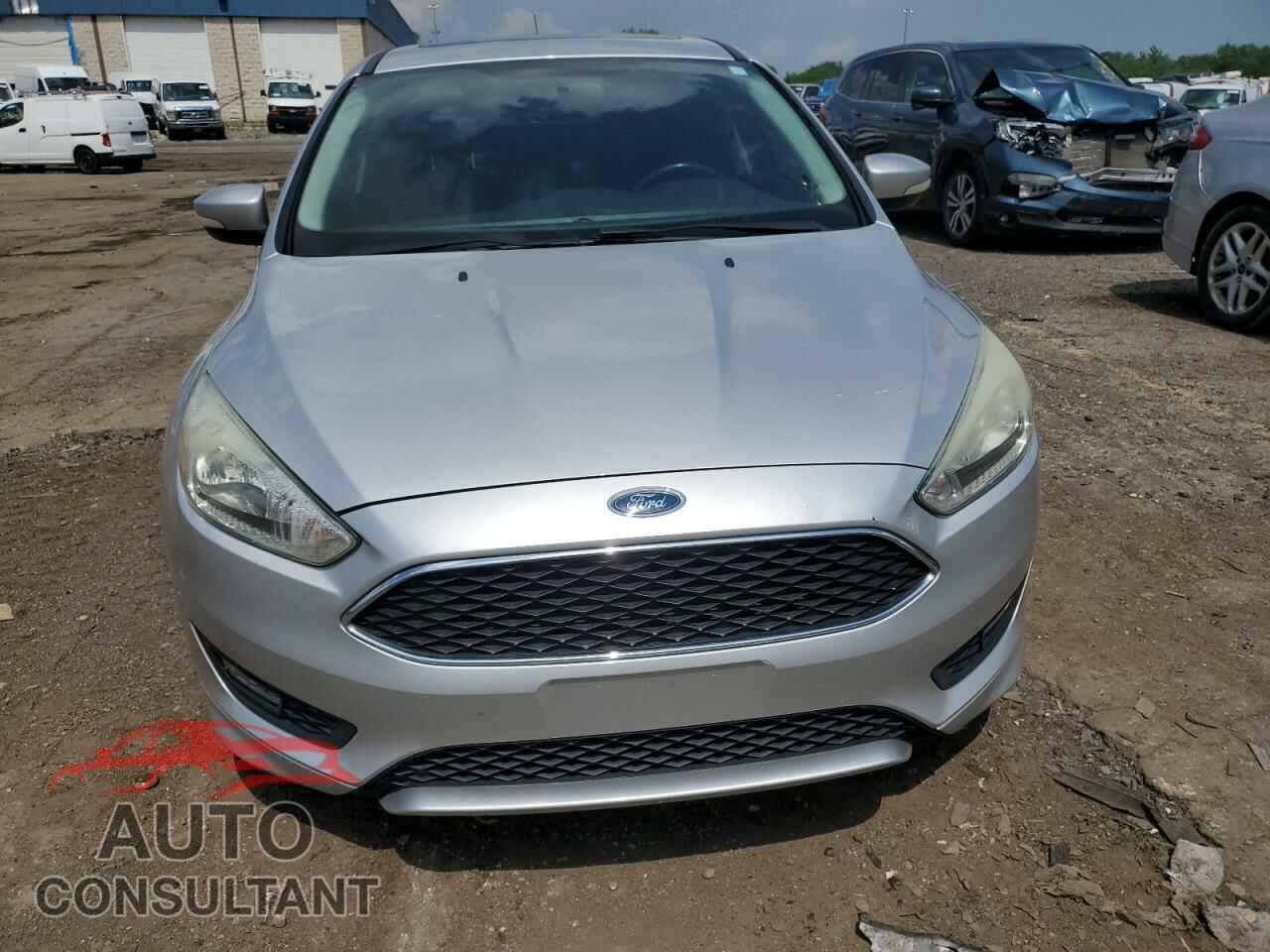 FORD FOCUS 2015 - 1FADP3F23FL274524
