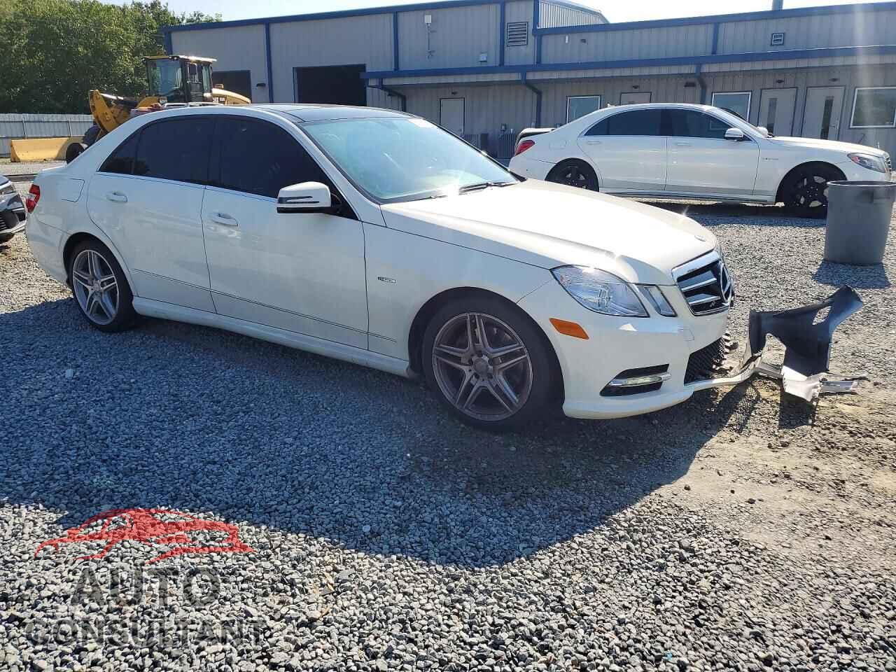 MERCEDES-BENZ E-CLASS 2012 - WDDHF5KBXCA641027