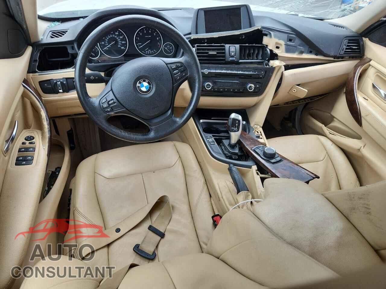 BMW 3 SERIES 2013 - WBA3B3C52DF532978