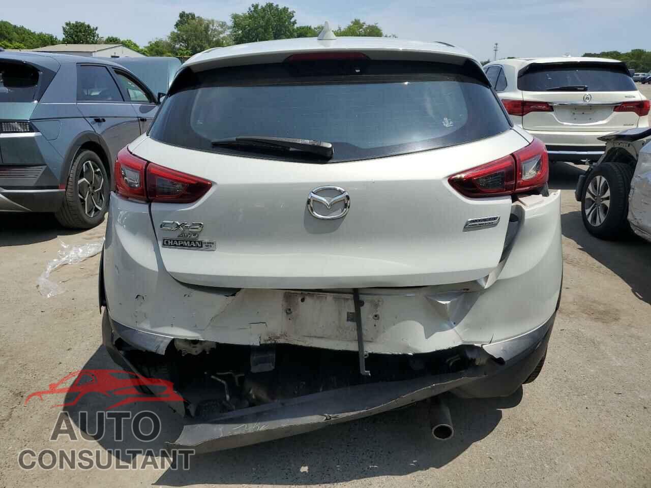 MAZDA CX-3 2018 - JM1DKFB76J0316612