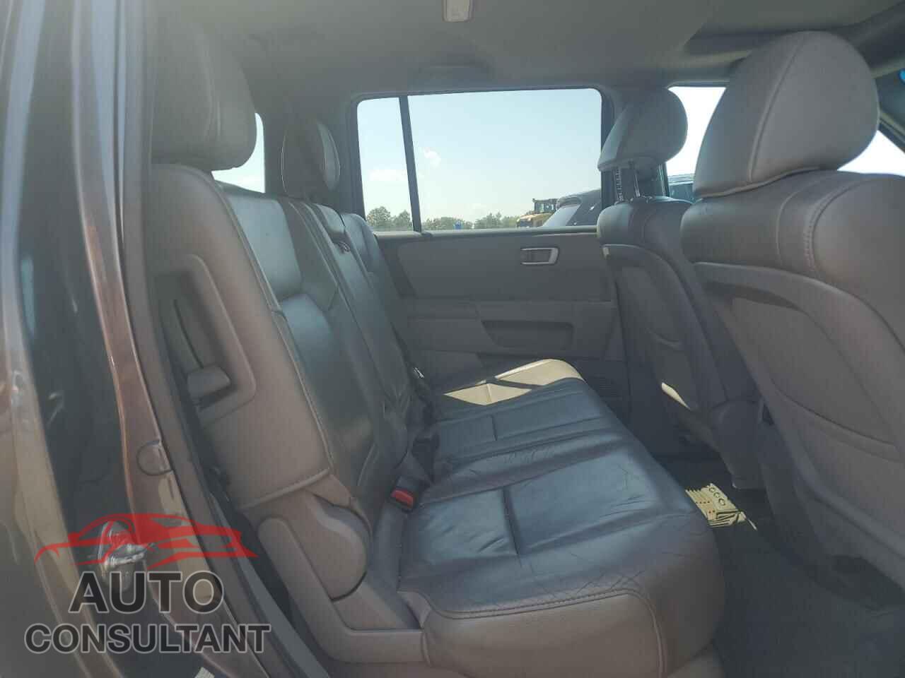 HONDA PILOT 2012 - 5FNYF3H56CB013523