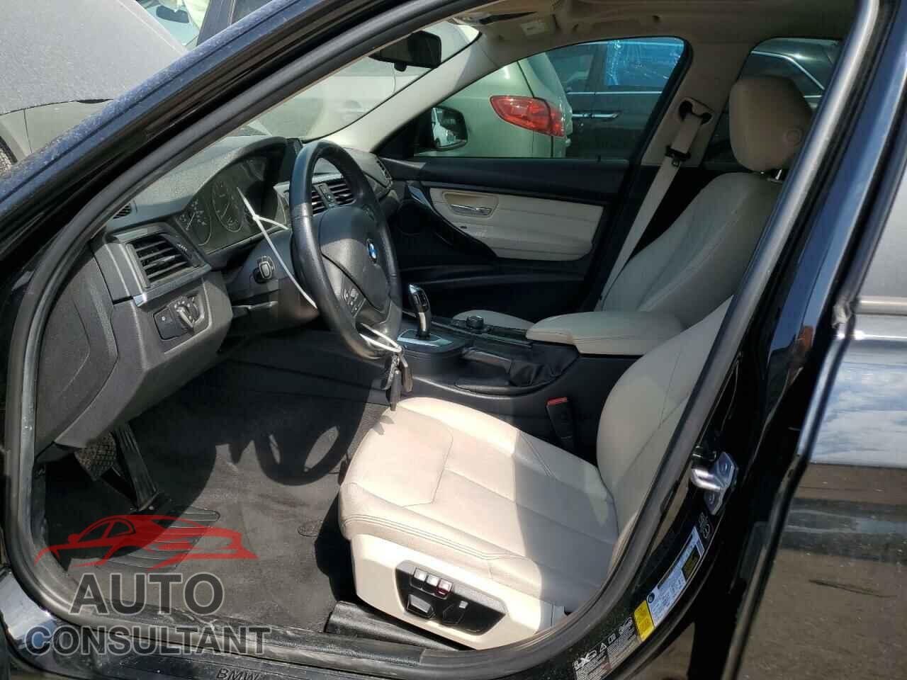 BMW 3 SERIES 2015 - WBA3C3C55FP662912