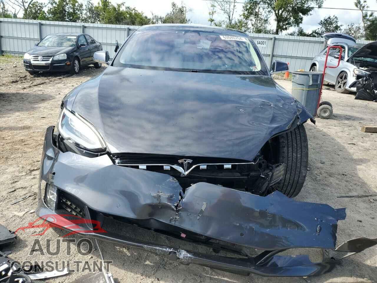 TESLA MODEL S 2018 - 5YJSA1E20JF291155