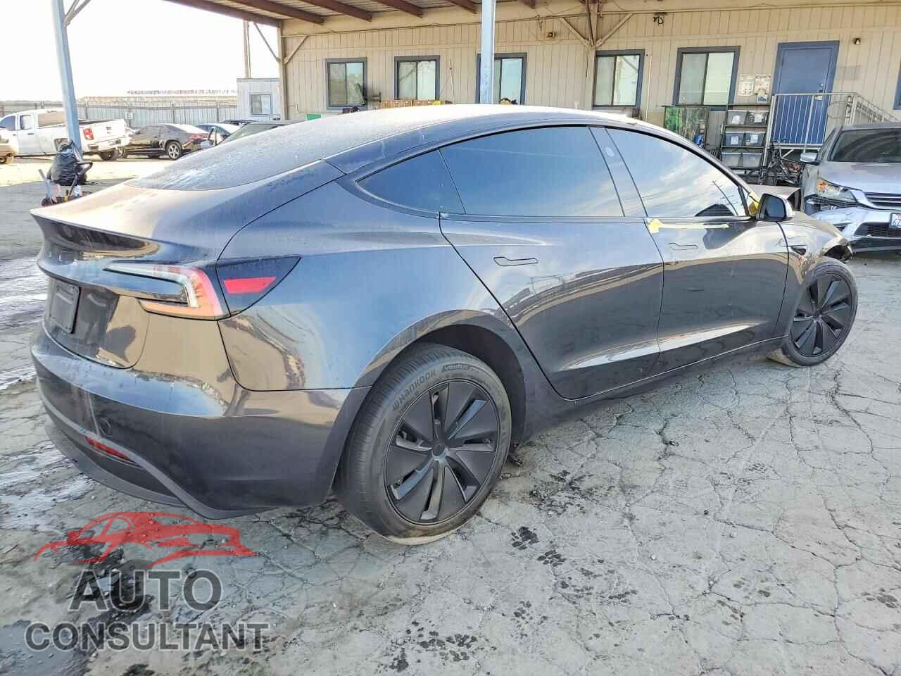 TESLA MODEL 3 2024 - 5YJ3E1EA6RF863230