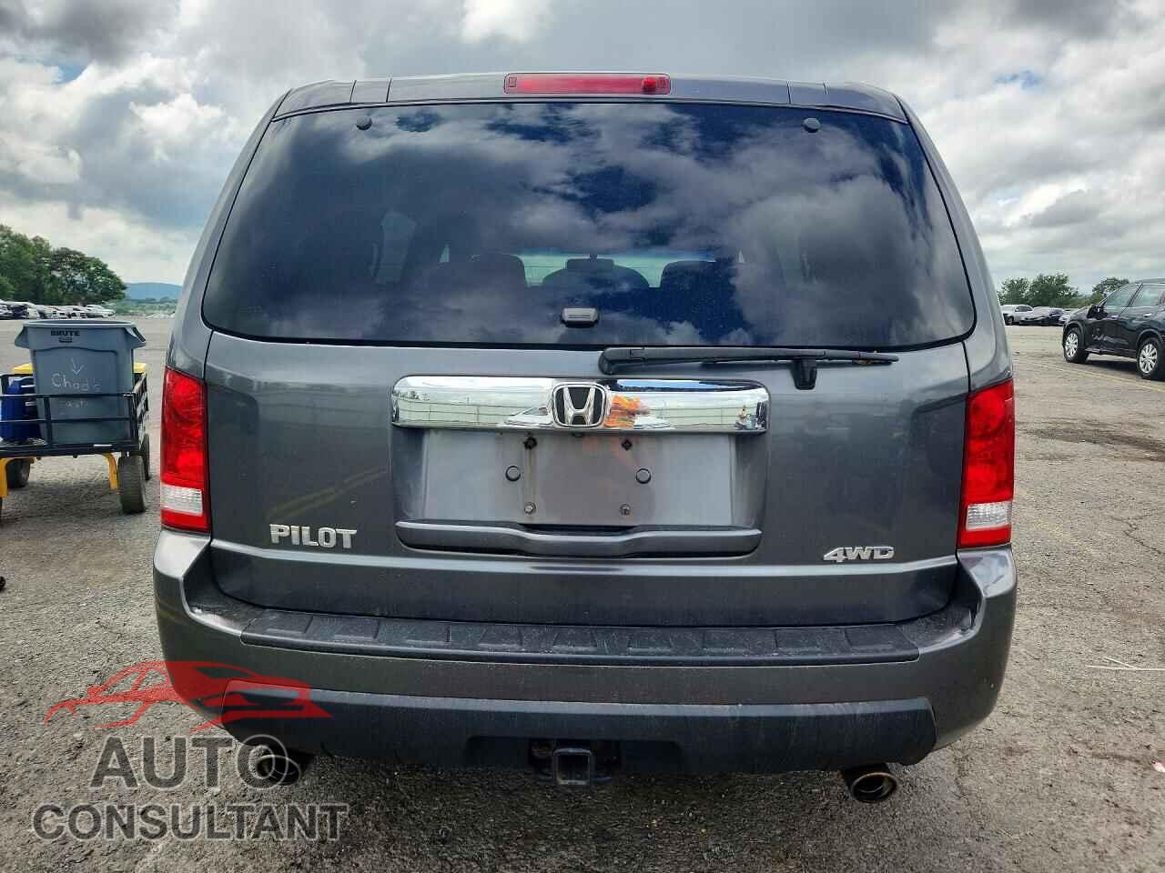 HONDA PILOT 2011 - 5FNYF4H63BB022693