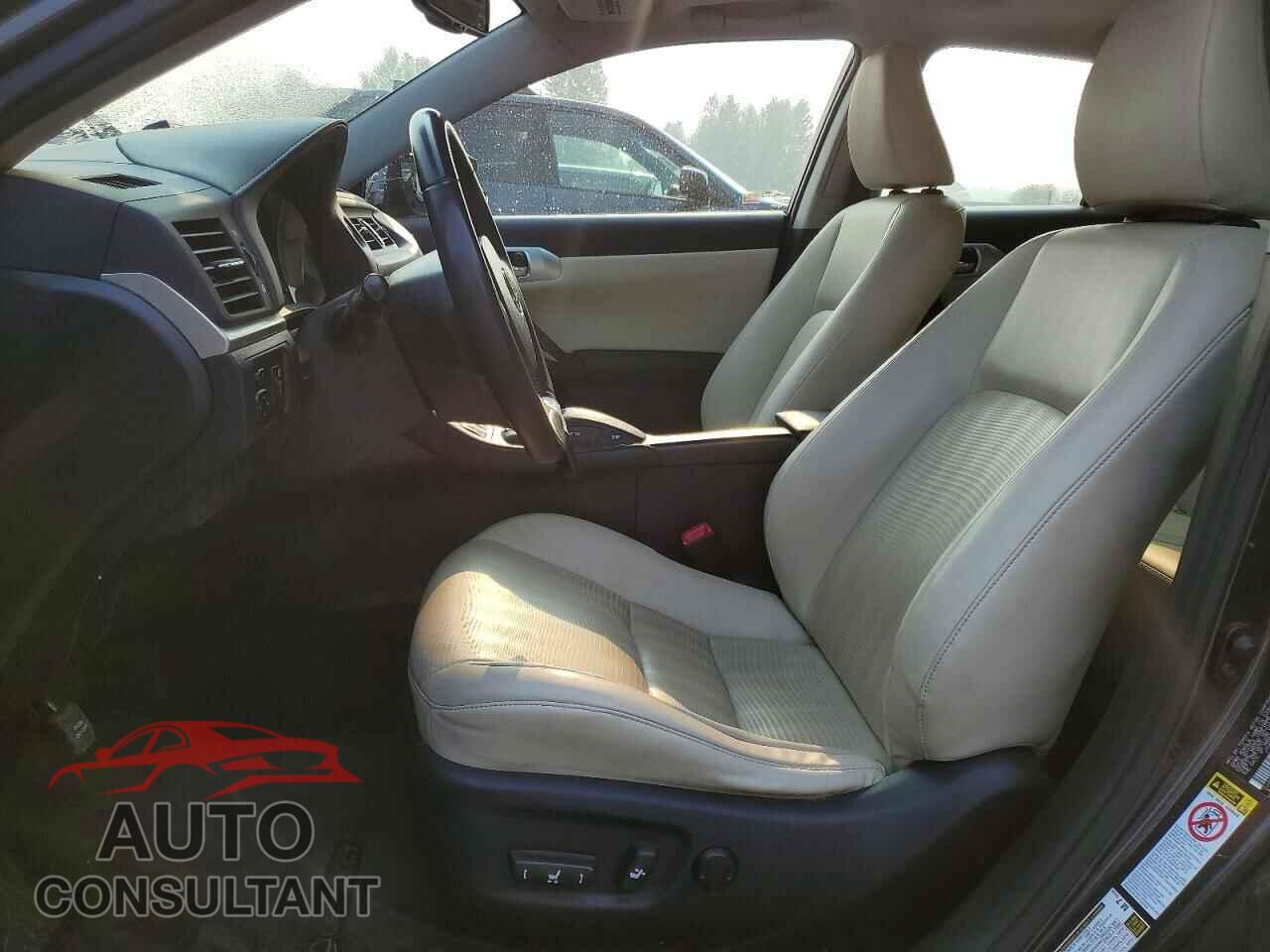 LEXUS CT 200 2011 - JTHKD5BH2B2027431