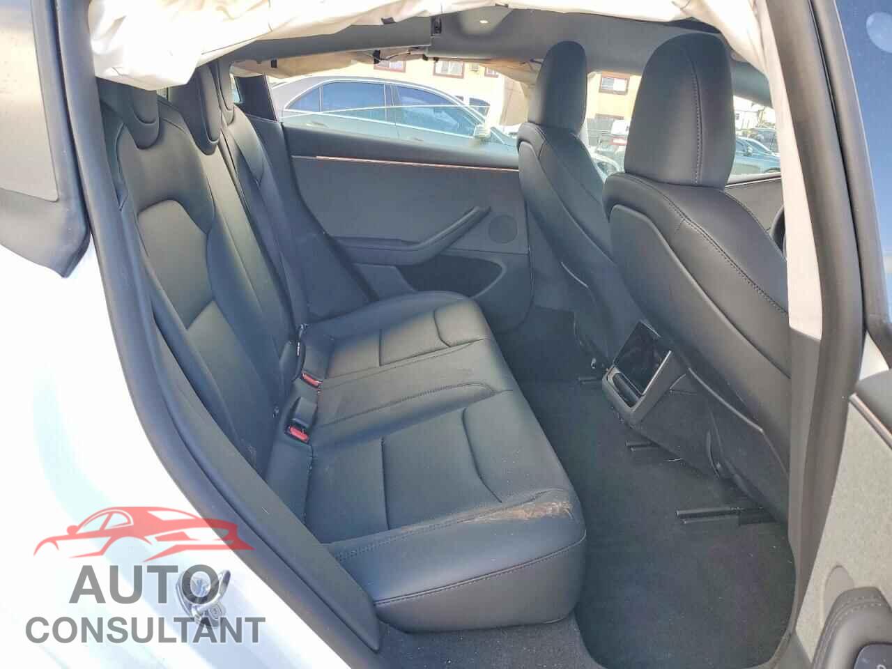 TESLA MODEL 3 2026 - 5YJ3E1EA8TF185653