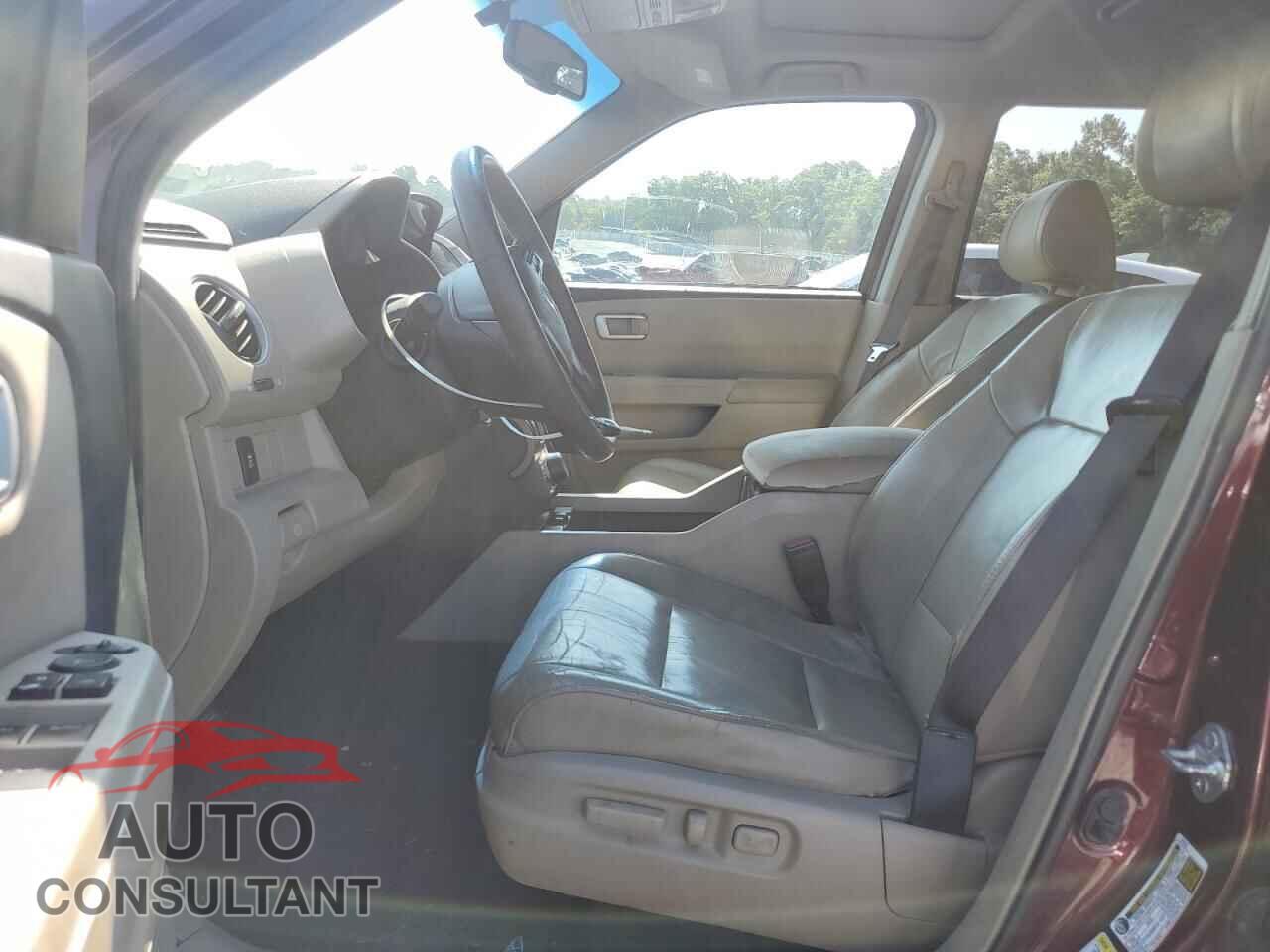 HONDA PILOT 2012 - 5FNYF4H62CB051068