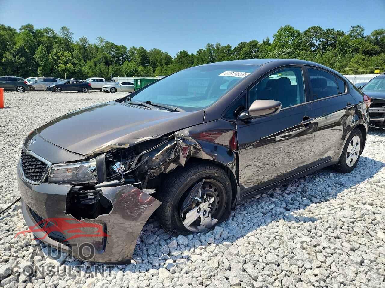 KIA FORTE 2018 - 3KPFK4A73JE175357