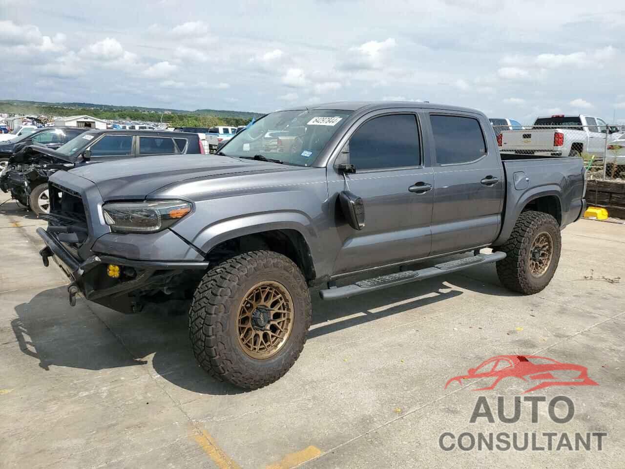 TOYOTA TACOMA 2018 - 5TFAX5GN4JX117877