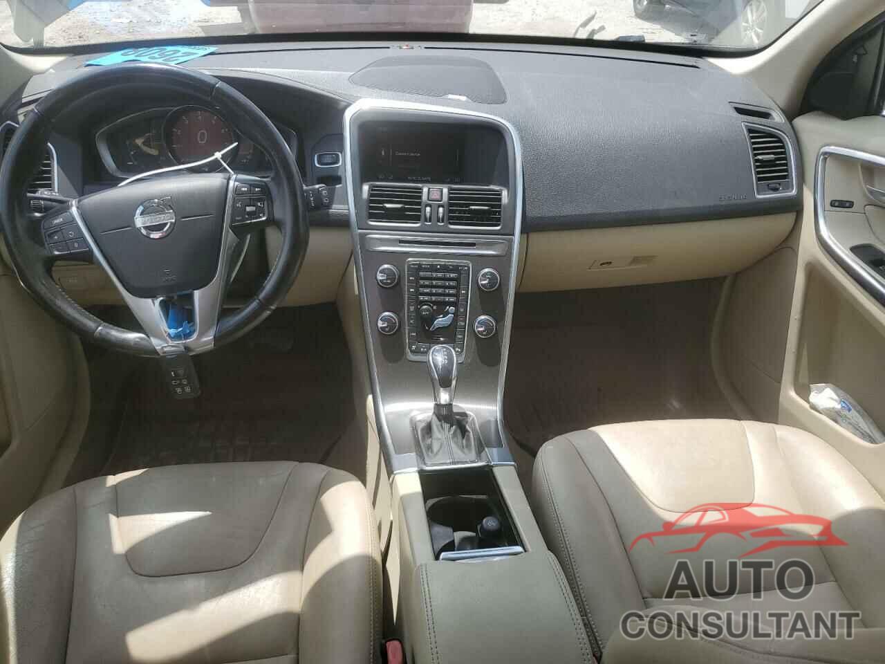 VOLVO XC60 2015 - YV440MDD8F2601818