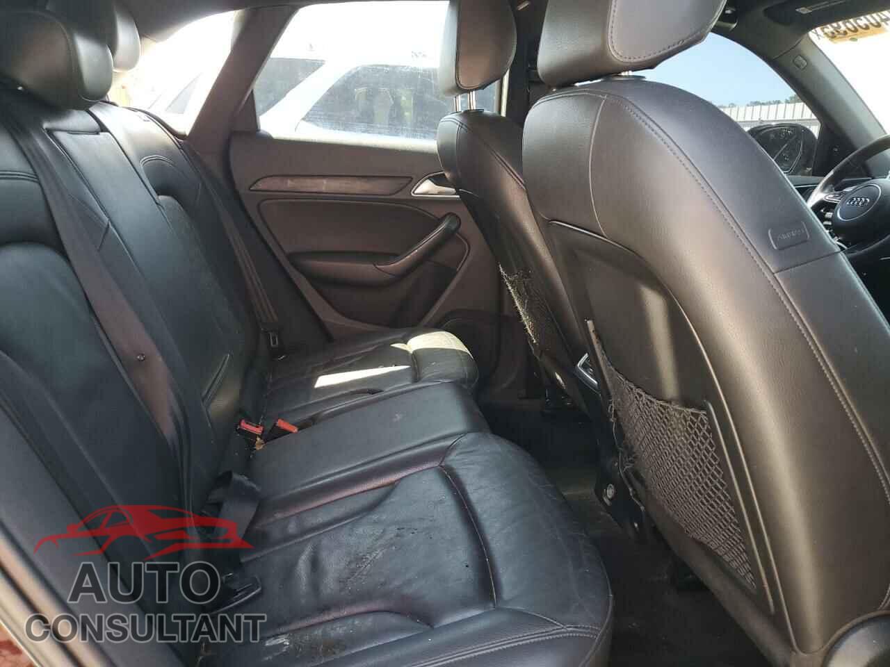 AUDI Q3 2016 - WA1EFCFS7GR018008