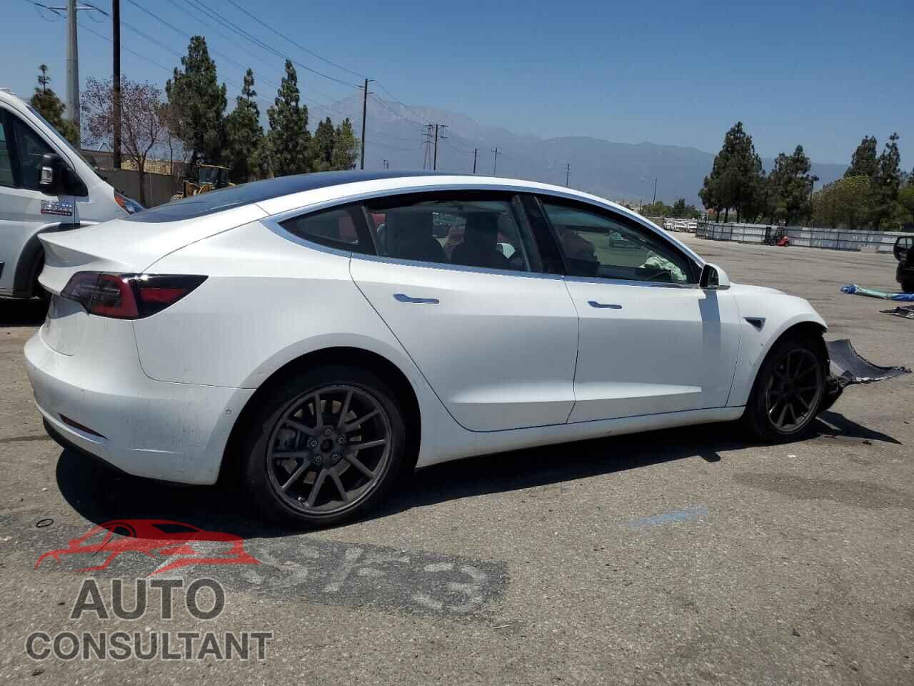 TESLA MODEL 3 2018 - 5YJ3E1EA3JF035480