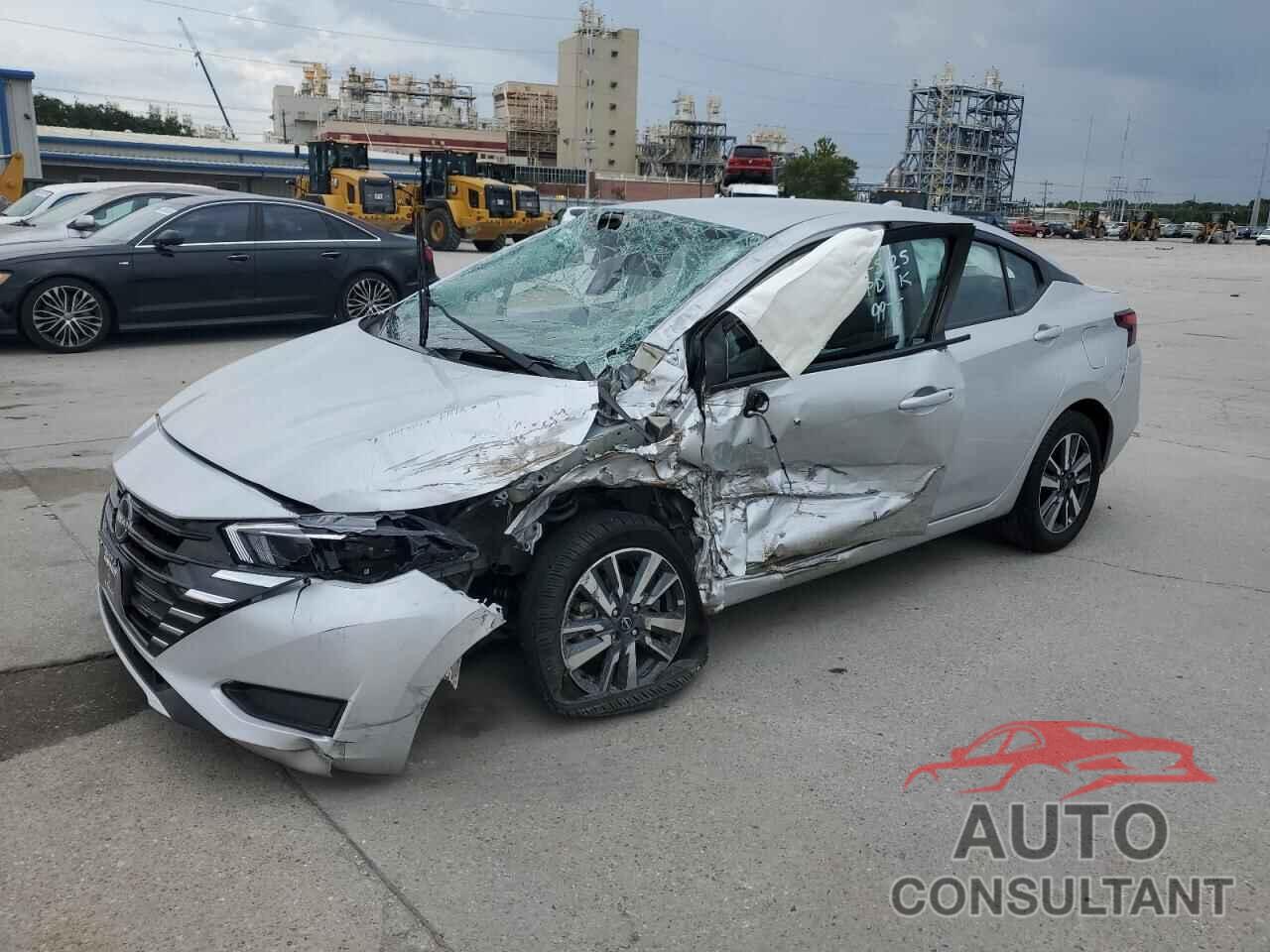 NISSAN VERSA 2023 - 3N1CN8EV5PL819975