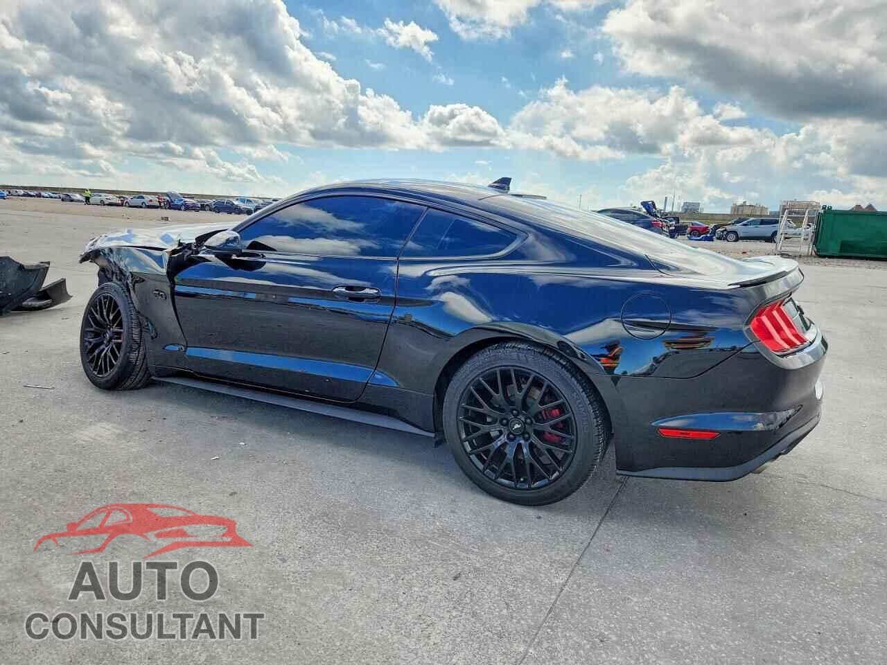 FORD MUSTANG 2020 - 1FA6P8CF8L5161858