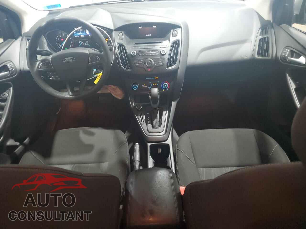 FORD FOCUS 2017 - 1FADP3F21HL227110
