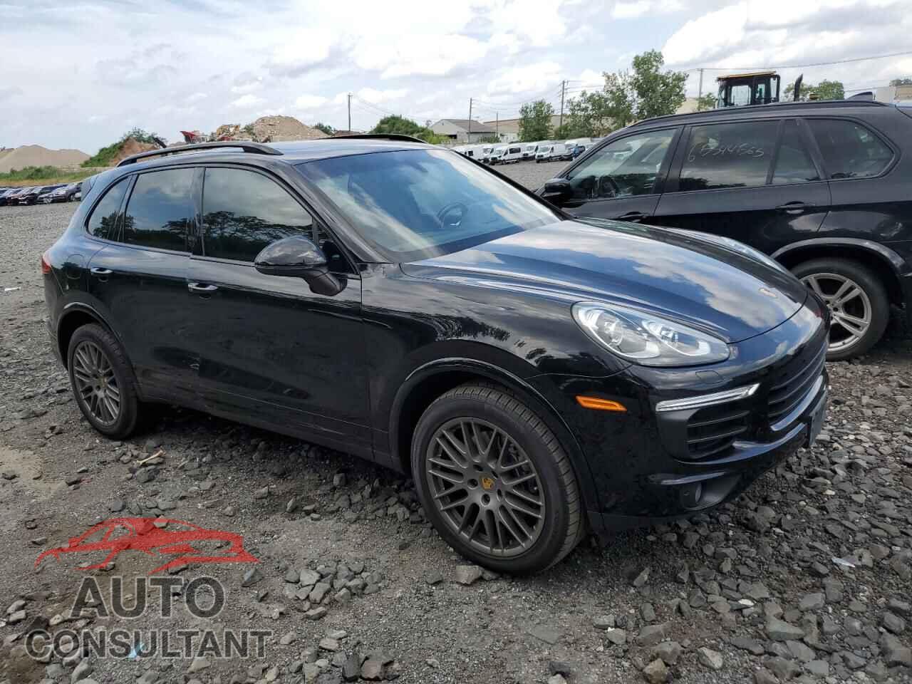PORSCHE CAYENNE 2018 - WP1AA2A29JKA06638