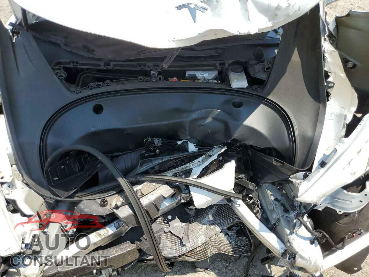 TESLA MODEL 3 2020 - 5YJ3E1EA2LF784340