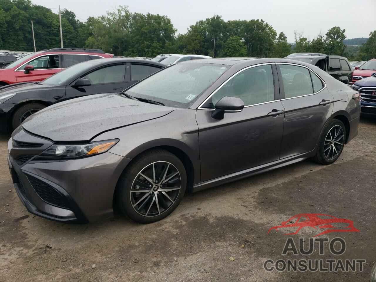 TOYOTA CAMRY 2022 - 4T1T11BK3NU071123