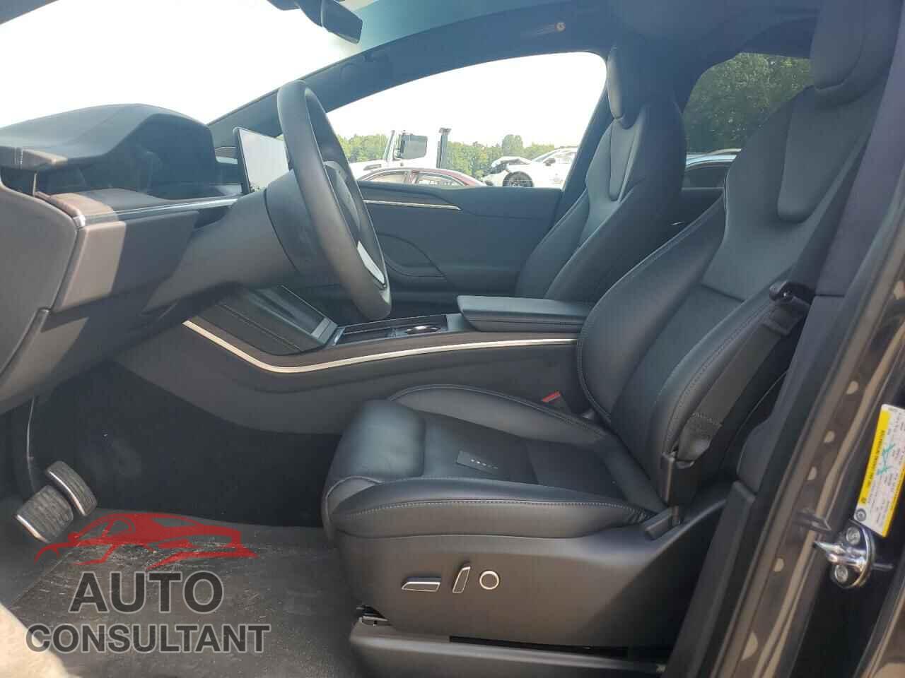 TESLA MODEL X 2024 - 7SAXCDE50RF435412