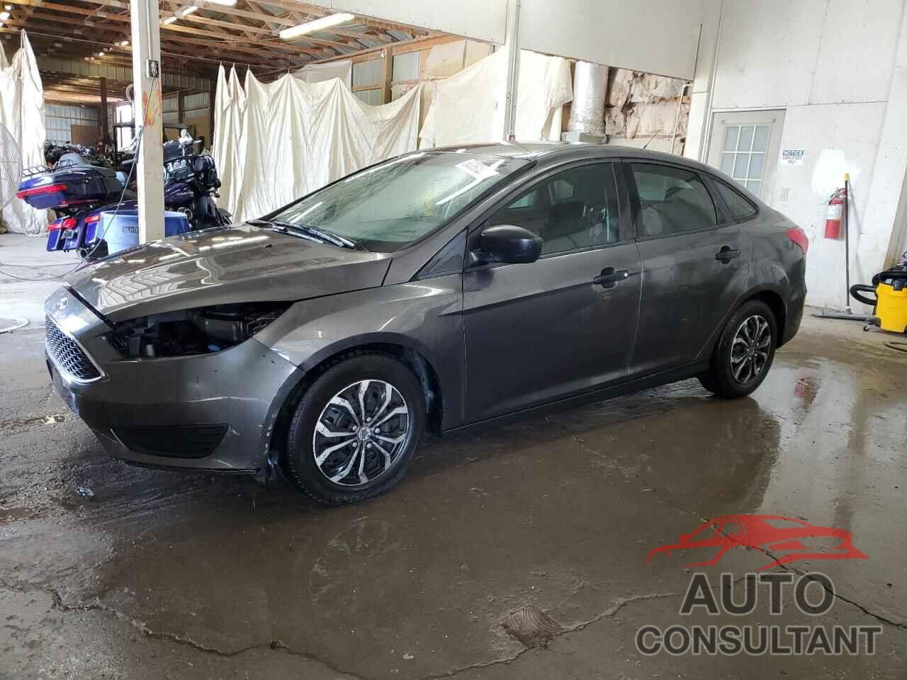 FORD FOCUS 2018 - 1FADP3E23JL201180