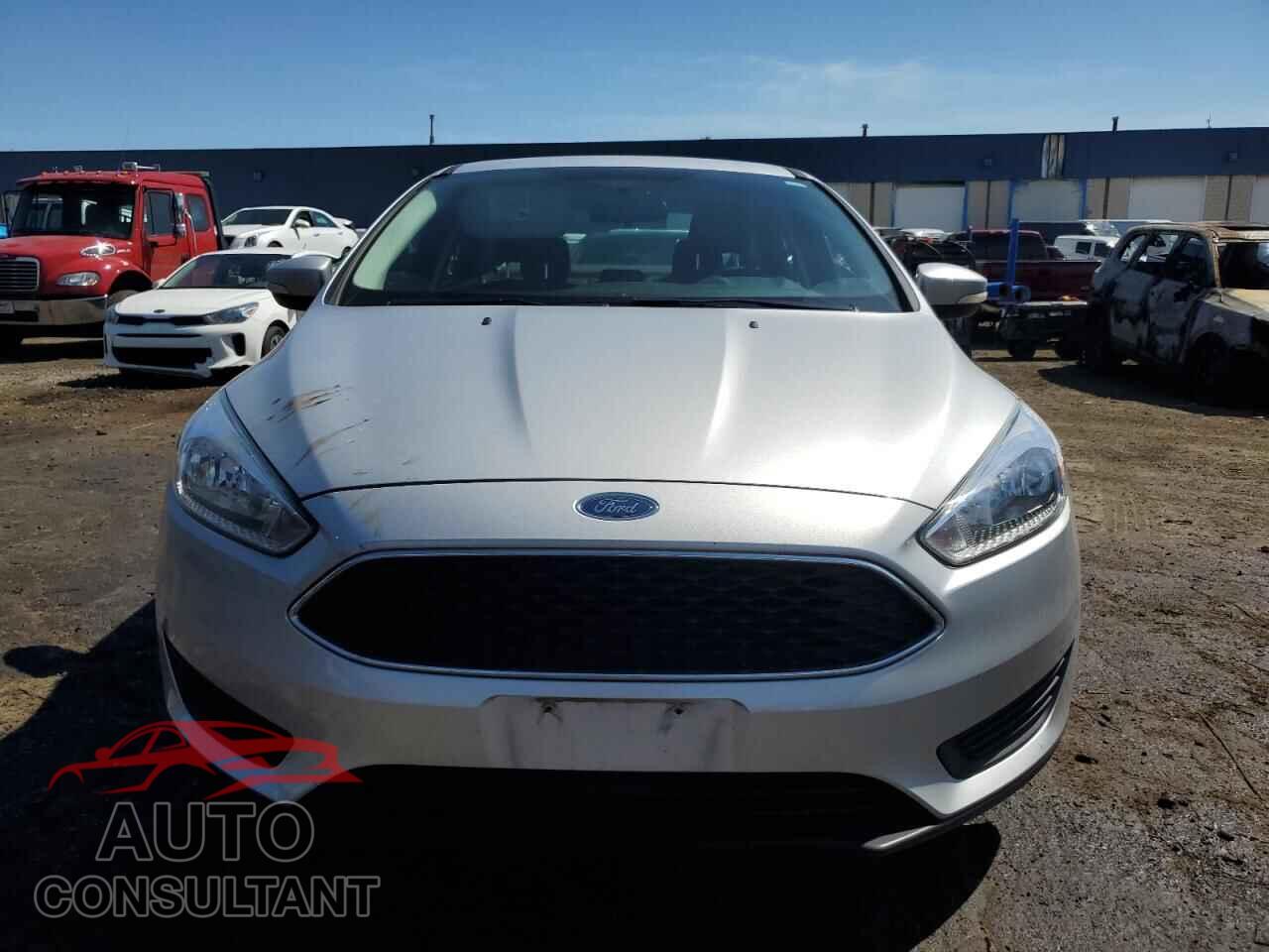 FORD FOCUS 2015 - 1FADP3F25FL367691