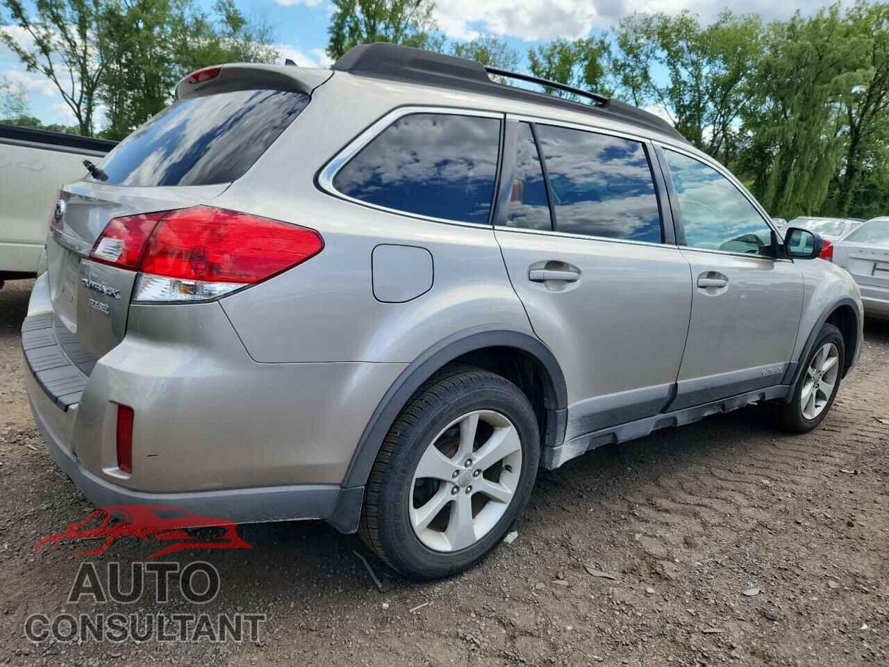SUBARU OUTBACK 2014 - 4S4BRBDCXE3221900