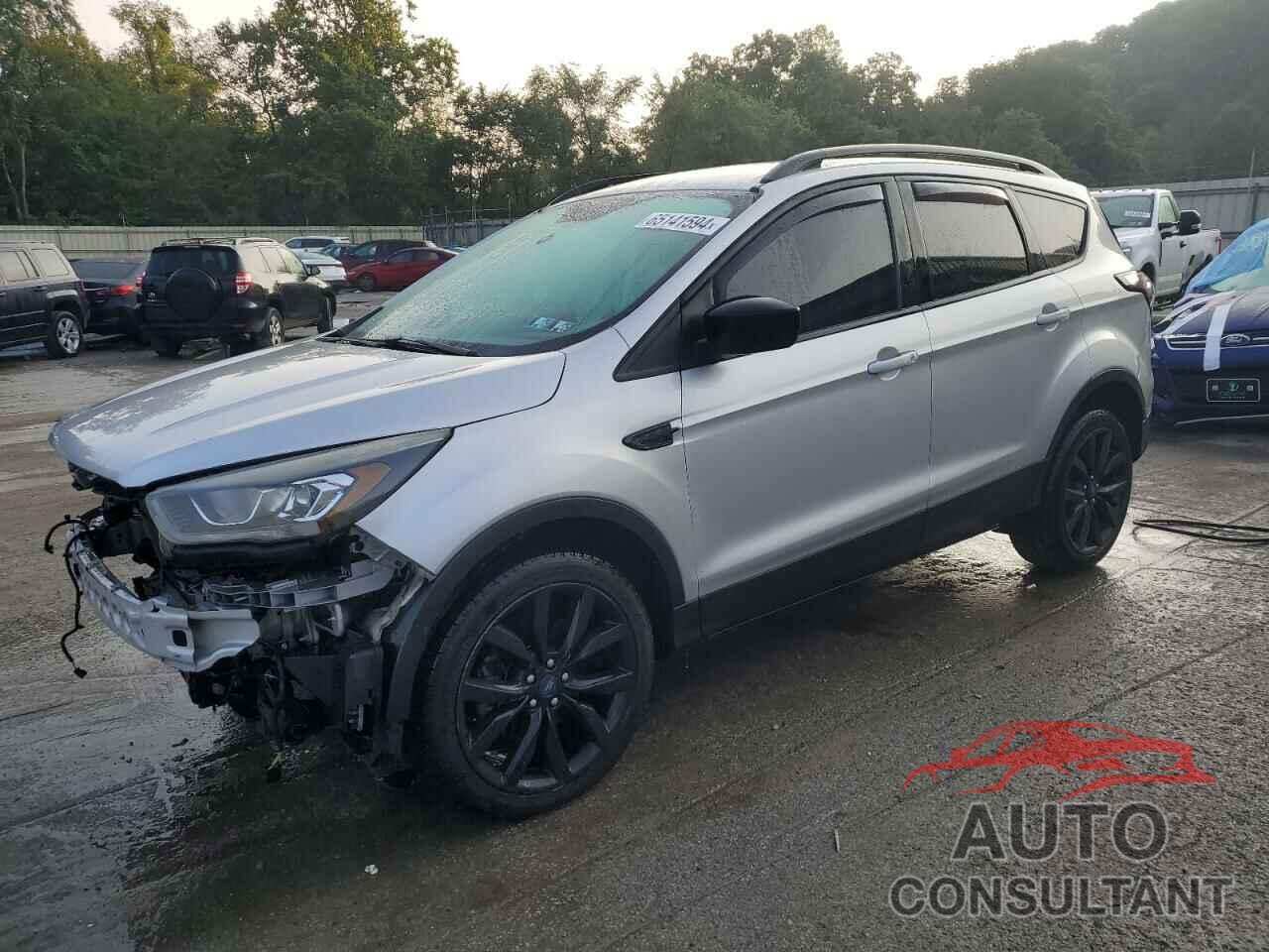 FORD ESCAPE 2017 - 1FMCU9GDXHUE88663