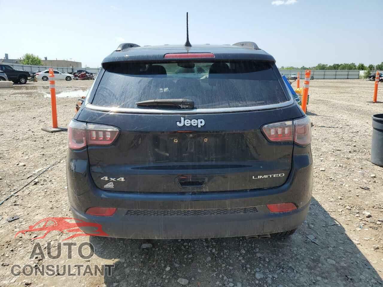 JEEP COMPASS 2018 - 3C4NJDCB5JT267002