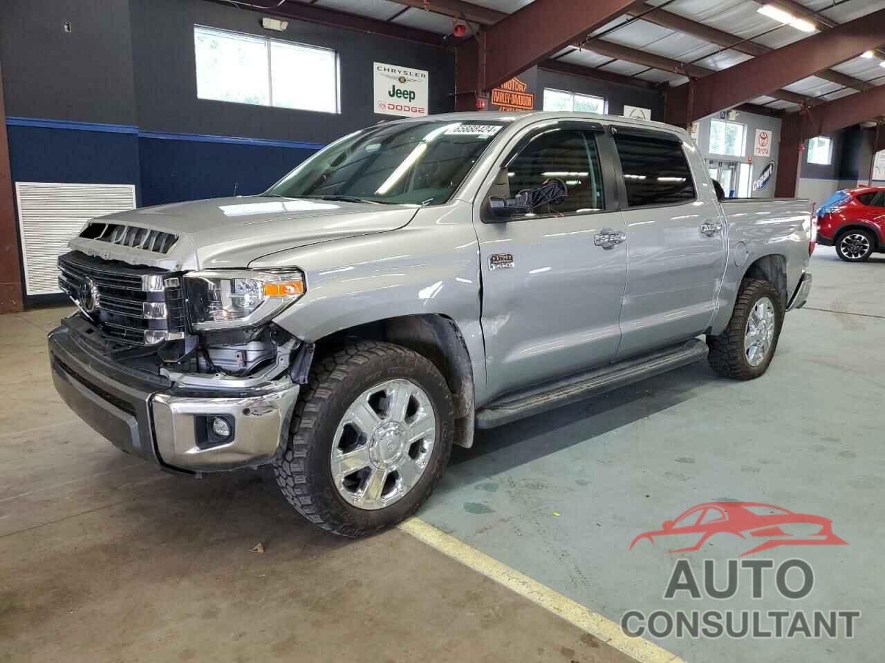 TOYOTA TUNDRA 2018 - 5TFAY5F1XJX750783