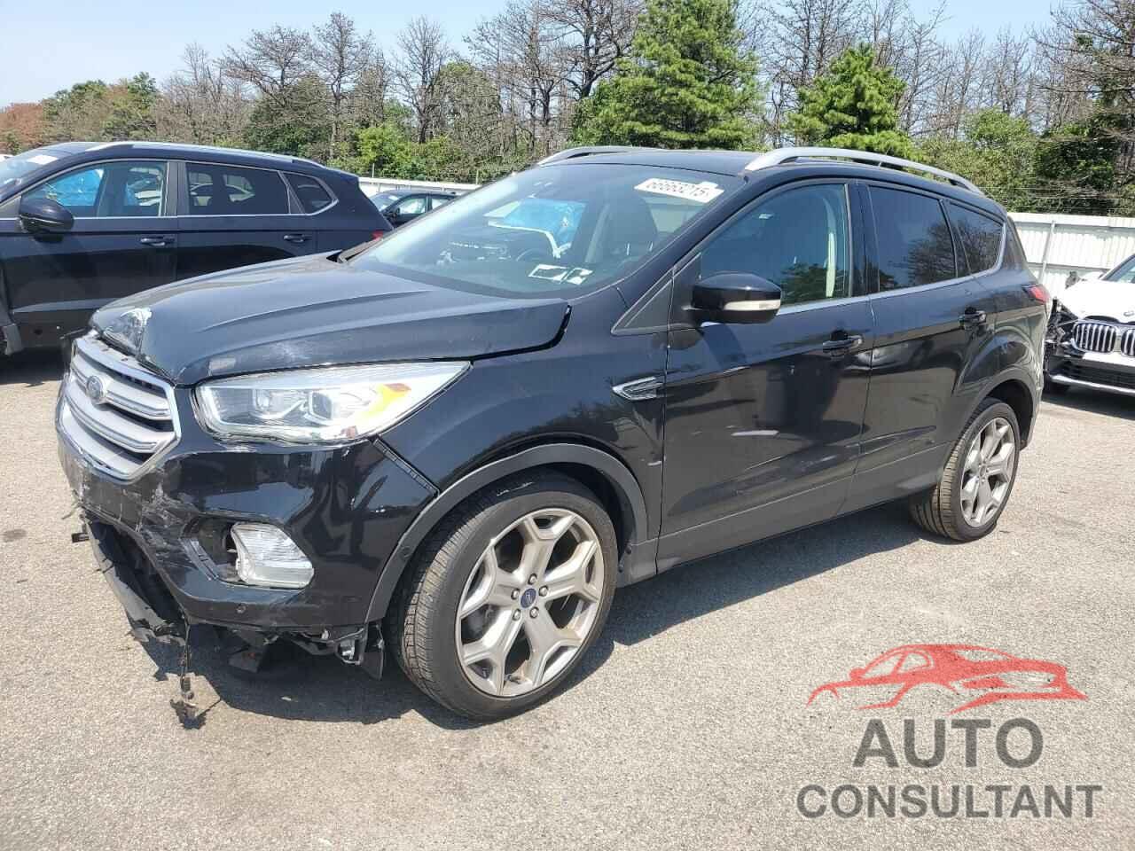 FORD ESCAPE 2018 - 1FMCU9J97JUB94406