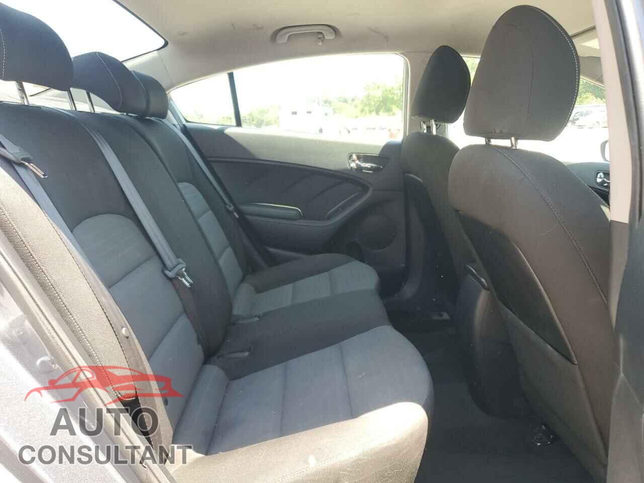 KIA FORTE 2017 - 3KPFL4A71HE090539